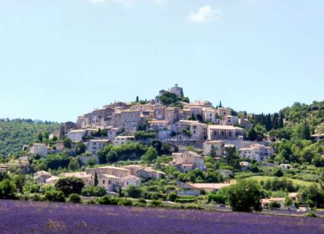 http://img1.toutesleslocations.com/big/56419.jpg