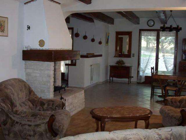 http://img1.toutesleslocations.com/big/6149.jpg